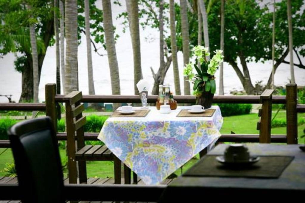 Banraya Resort And Spa Ko Racha Yai Zewnętrze zdjęcie